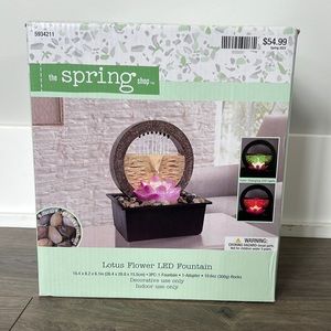 NEW Lotus Flower LED Fountain - Color Changing LED Lights - Waterfall Decor